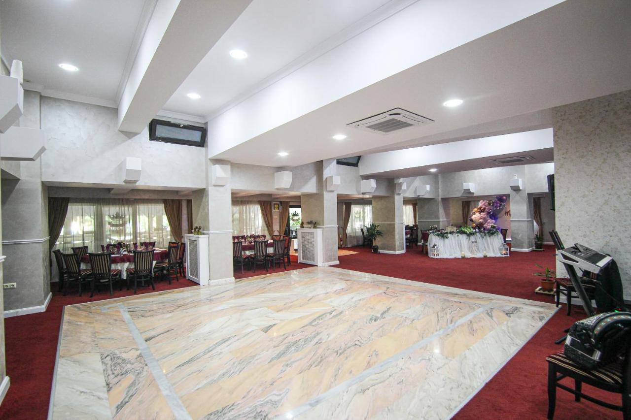 Teju Hotels Slănic Exterior photo